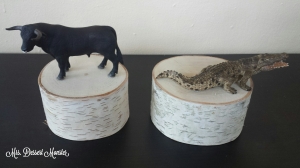 DIY Bookends Bull & Gator - Mrs. Dessert Monster